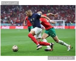 当篮球之神遇上古巴辣妹，50岁也要拼上双胞胎